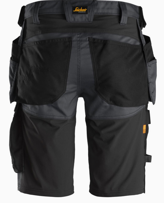 Short en Stretch avec poches holster t44